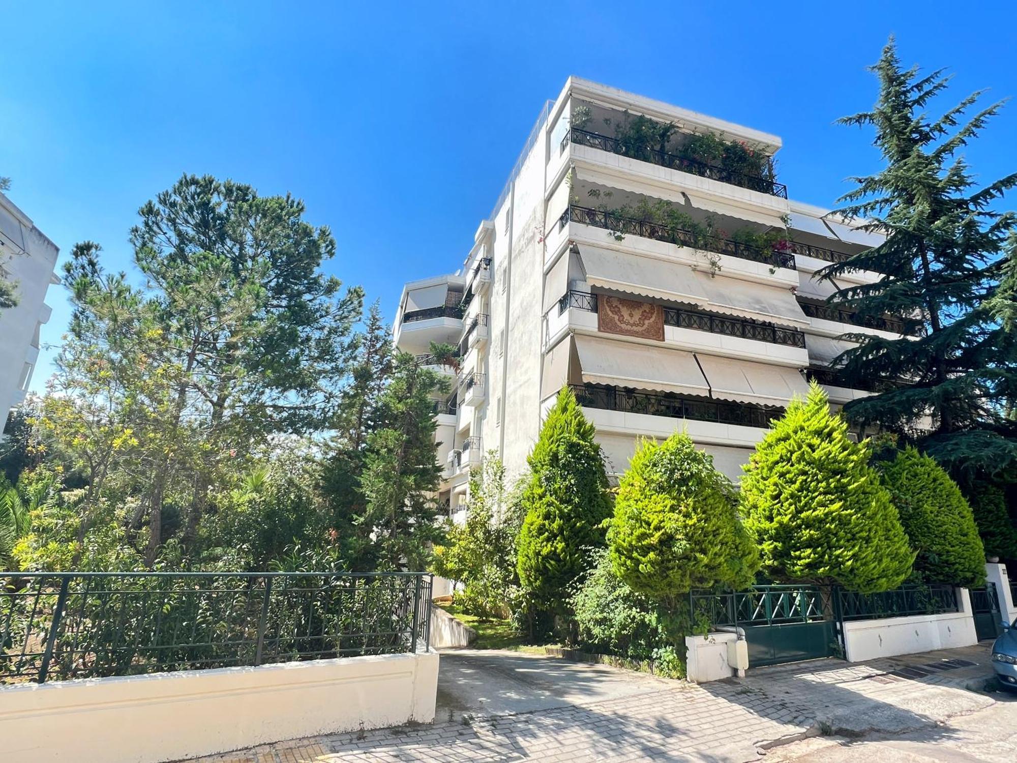 温馨花园公寓：高层景观与亲子主题 Athens Exterior photo