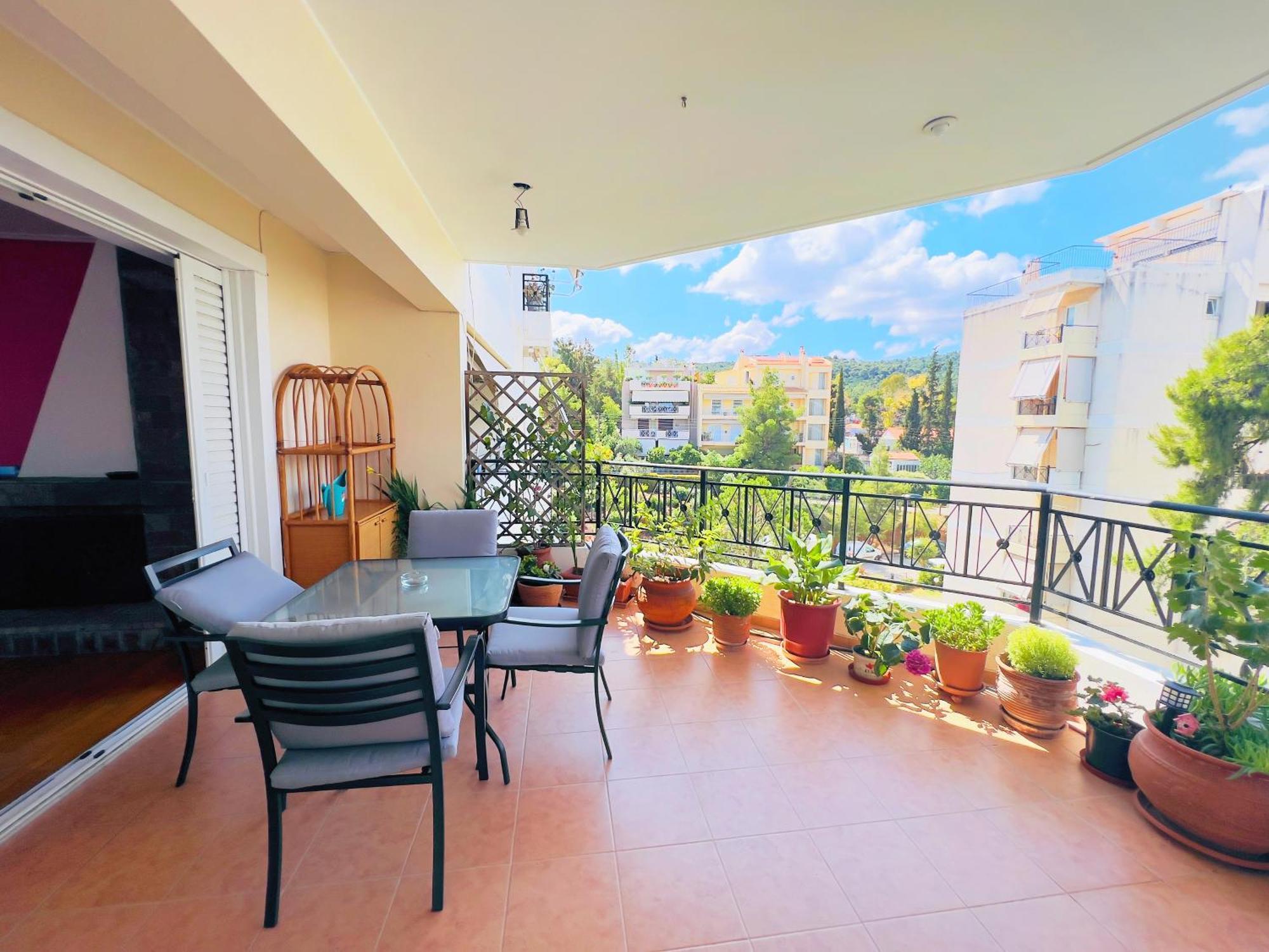 温馨花园公寓：高层景观与亲子主题 Athens Exterior photo